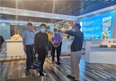 腳踏實(shí)地，行穩(wěn)致遠(yuǎn)——泉州市應(yīng)急管理局副局長張樹武一行蒞臨閩旋科技考察安全生產(chǎn)標(biāo)準(zhǔn)化工作